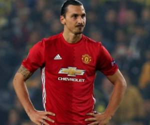 Zlatan Ibrahimovic ha jugado en el Barcelona, Inter de Milán y el Manchester United, entre otros clubes. (AFP)