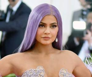 En esta foto del 6 de mayo del 2019, Kylie Jenner asiste a la gala benéfica del Instituto del Vestuario del Museo Metropolitano de Arte en Nueva York. Fotos: Agencia AP.