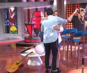 Para Luis Fonsi y Adamari López no fue una sorpresa su reencuentro en un Nuevo Día. Foto: Cortesía Instagram @unnuevodia