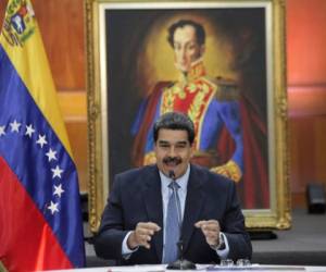 El presidente de Venezuela, Nicolás Maduro, ofrece una conferencia de prensa con medios extranjeros en el palacio presidencial de Miraflores en Caracas, Venezuela, el miércoles 9 de enero de 2019.