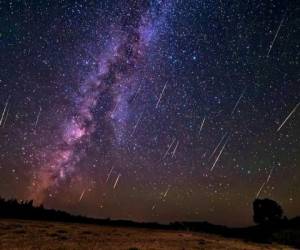Las Gemínidas reciben este nombre porque estas 'estrellas fugaces' parecen provenir de las estrellas Cástor y Pollux de Gémini, en la constelación de Géminis. Foto: AFP
