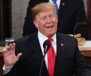 Donald Trump mientras pronunciaba su discurso en el Capitolio. Foto AFP