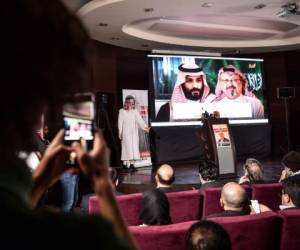 El asesinato de Khashoggi y las desmentidas de Riad en un primer momento sobre su paradero, alimentaron todo tipo de especulaciones sobre el conocimiento del príncipe saudí de la operación. (AFP)