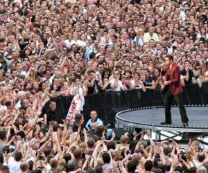 El británico George Michael, ícono de la música pop en las décadas de 1980 y 1990, falleció este domingo a los 53 años.