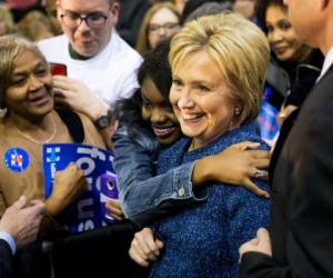 Según la encuestadora Gallup, el 70% de las mujeres tienen una opinión desfavorable sobre Trump. (foto: AP)