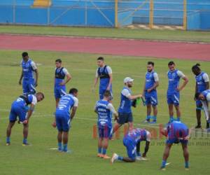 Los jugadores de la Selección entrenaron en el estadio Olímpico de San Pedro Sula.