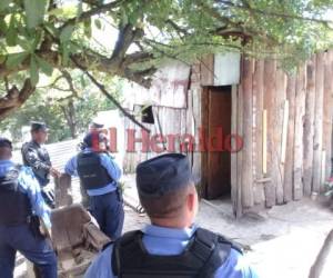 El cuerpo del hombre quedó dentro de una humilde vivienda. Foto: EL HERALDO