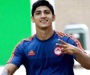 Alan Pulido sería presentado oficialmente este miércoles con las Chivas de Guadalajara (Foto: Redes)