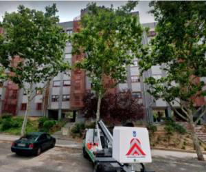 Así luce la fachada del edificio donde ocurrió la tragedia. El apartamento de Clara permanece encintado por la Policía. Foto: Cortesía Google Maps