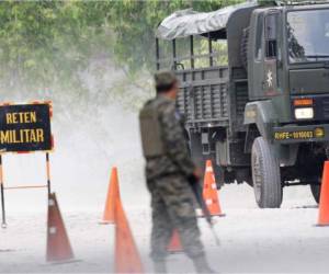 Bajo fuertes medidas se encuentran recluidos varios ciudadanos hondureños en el Primer Batallón de Infantería.