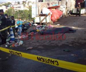 Así quedó el cuerpo del comerciante en el mercado Zonal Belén.