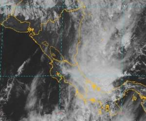 Un frente frío se centra en el itsmo Centroamericano.