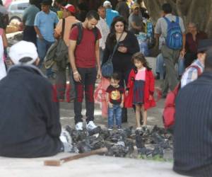 El nacimiento de un hijo y la unión familiar, destacan decenas de capitalinos en este 2018 que está por finalizar. Foto: Efraín Salgado/EL HERALDO