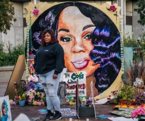 La familia de la fallecida llegó a un acuerdo civil con la ciudad de Louisville para recibir una indemnización de 12 millones de dólares. Foto: AFP