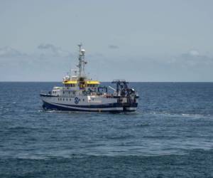 Según fuentes cercanas a la investigación citadas por la prensa, el padre de las dos niñas fue visto el día de su desaparición cargando bolsas de deporte en su barco.