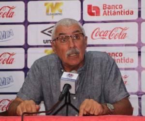 Para Manuel Keosseián, entrenador del Olimpia, no será un desconocido, ya que trabajó con él en el Club Deportivo Marathón de San Pedro Sula en 2011. Foto: El Heraldo