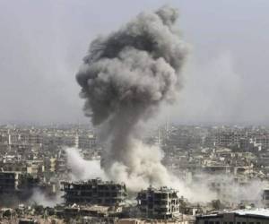 Desde el 2014 hasta la fecha se estima que al menos 817 civiles han sido asesinados involuntariamente por ataques de la coalición. Foto: Agencia AP