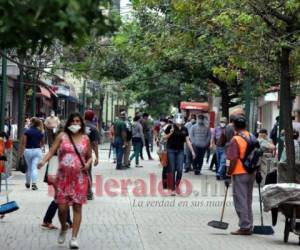 Honduras ya suma 1,061 muertos y 37,559 infectados por la pandemia, por lo que la aplicación de un plan de reapertura es una decisión difícil para las autoridades. Foto: Archivo/ EL HERALDO