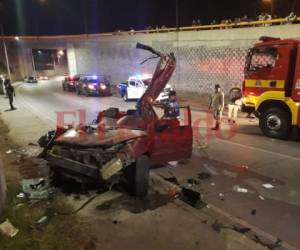 Así quedó el automotor tras el fatal accidente que dejó dos personas muertas. Foto: Estalin Irías/ EL HERALDO