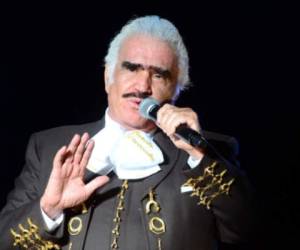 Vicente Fernández tiene 79 años de edad. El artista mexicano padece de cáncer de hígado.