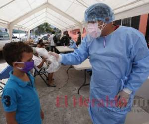 Los médicos recomiendan a los padres de familias proteger a los menores, ya que ahora son más vulnerables. Foto: El Heraldo