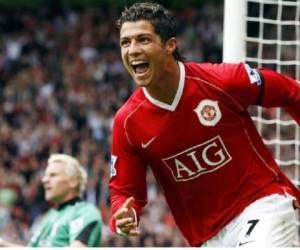 El traspaso de Cristiano Ronaldo al Manchester United ha sacudido al mundo del fútbol este viernes. Foto: AFP