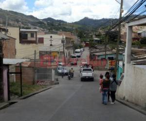 En la colonia Smith de Comayagüela fueron tiroteados los cuatro jóvenes la noche del sábado y fallecieron en el Hospital Escuela Universitario antes de ingresar a los quirófanos.