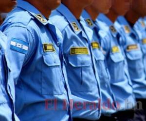 Durante la acción fueron detenidas nueve personas; siete eran funcionarios activos de la Policía Nacional. Imagen de referencia.