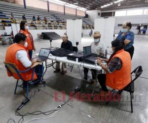 Los ciudadanos deberán acercarse sin temor al lugar donde se alojarán los brigadistas, que estarán dotados de mascarillas, guantes, alcohol y gel como parte de las medidas de bioseguridad. Foto: Marvin Salgado/EL HERALDO