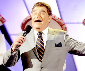Mario Kreutzberger, 67, better known as Don Francisco is shown during the taping of his TV show Sabado Gigante in Miami, Tuesday, Sept. 16, 2008. Don Francisco has been the host Sabado Gigante since 1962, and his show is viewed in 44 countries around the world. (AP Photo/Alan Diaz)