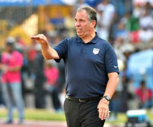 Bruce Arena, seleccionador nacional de los Estados Unidos.