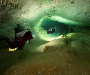 Desde hace tiempo los buzos saben que las cuevas y ríos subterráneos de esta península de México frecuentemente están conectados, pero hallar este vínculo requirió 14 años. Foto: AP