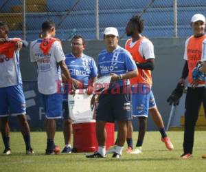 Jorge Luis Pinto entrenando a la Selección Nacional de Honduras, previo al duelo del martes ante México. (Foto: Delmer Martínez / Grupo Opsa)