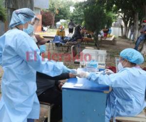 El Sistema Nacional de Gestión de Riesgos reportó el pasado sábado 57 casos de covid-19 en el Distrito Central, sumando un total de 14,563 casos, distribuidos en 712 barrios y colonias. El acumulado de los fallecimientos ascendió a 481.