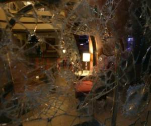 Extremistas de la Alianza de la Oposición destruyeron las instalaciones de un hotel. Foto: El Heraldo.