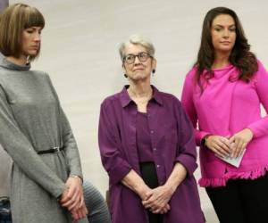 Rachel Crooks, Jessica Leeds y Samantha Holvey son las mujeres que acusaron a Trump de acoso. Foto AFP