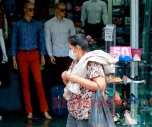 Los comercios comenzarán a ofrecer descuentos para atraer clientela. Foto: El Heraldo