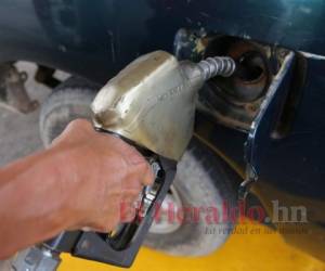 El precio de la gasolina superior superará los 82 lempiras el lunes en Tegucigalpa.