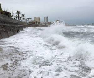 El huracán avanza a 11 km/h con dirección norte-noreste y se espera que la mañana del martes pase sobre o muy cerca de las Islas Marías. (Foto: AFP)