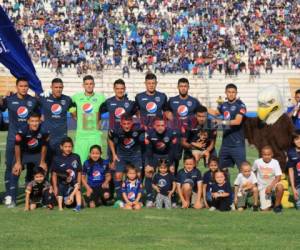 A las 4:00 de la tarde comienza el partido del domingo en el Estadio Nacional. | Foto: El Heraldo.