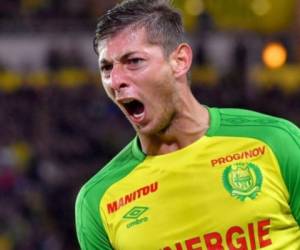 Emiliano Sala es el futbolista argentino de 28 años que viajaba en un avión que desapareció en el Canal de La Mancha. Foto AFP