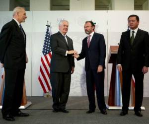 A la llegada de los dos funcionarios estadounidenses a Ciudad de México, los gobiernos de países parecían estar en otra posición. Foto: AP