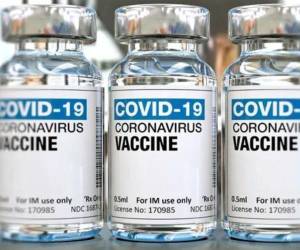 El laboratorio AstraZeneca admitió la posibilidad de efecto secundario raro en su vacuna contra el covid-19.