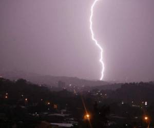 Autoridades de Copeco advirtieron de actividad eléctrica para Tegucigalpa y Comayagüela este miércoles.