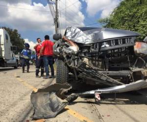 Tras el incidente socorristas de Cruz Roja trasladaron a los lesionados hasta un centro asistencial.