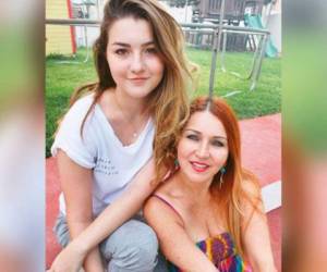 La joven aseguró que su madre y su padrastro fueron las primeras personas a las que recurrió.