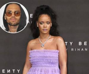 Rihanna publicó una imagen de cómo le dejó el rostro Chris Brown en la noche de los Grammy de 2009.