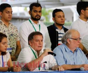 El presidente del Consejo Superior de la Empresa Privada (COSEP) de Nicaragua, José Adan Aguerrispeaks, durante una conferencia de prensa para anunciar la próxima liberación de prisioneros de la oposición en Managua el 20 de marzo de 2019. Foto: AFP.