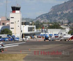 El Aeropuerto Internacional Toncontín permanecerá cerrado hasta nuevo aviso. Foto: EL HERALDO.