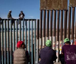 Miles de centroamericanos que atravesaron el territorio mexicano en caravana pidieron asilo en EEUU. Foto: Agencia AFP